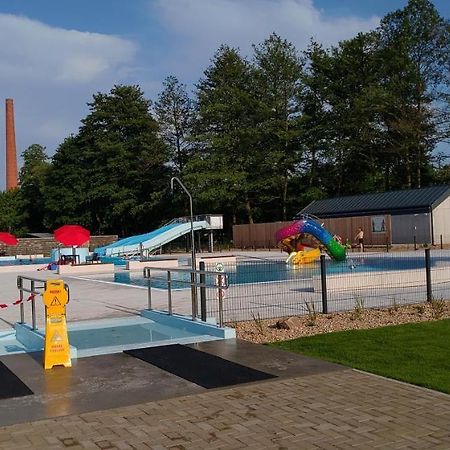 Apartman Namesti Hostinne Zewnętrze zdjęcie