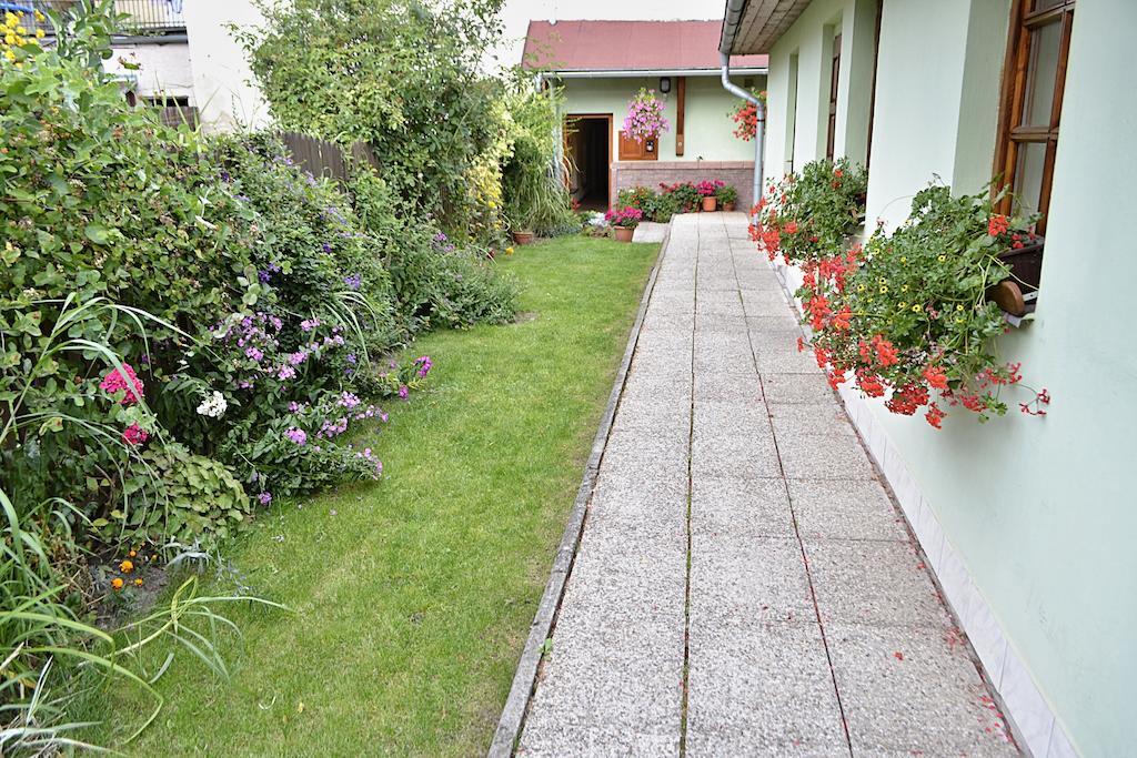 Apartman Namesti Hostinne Pokój zdjęcie